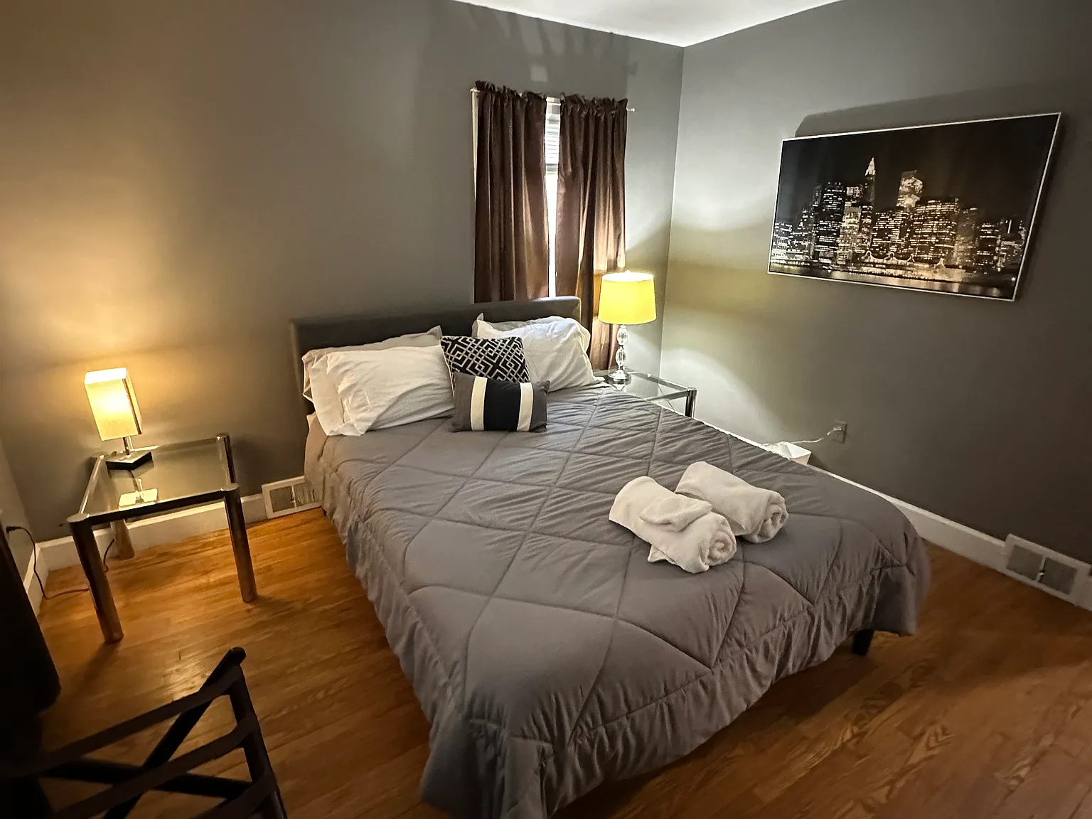 2 bed, 1000 sqft, $2,000 — Photo 4