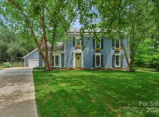 8601 Doe Run Rd, Charlotte, NC 28277