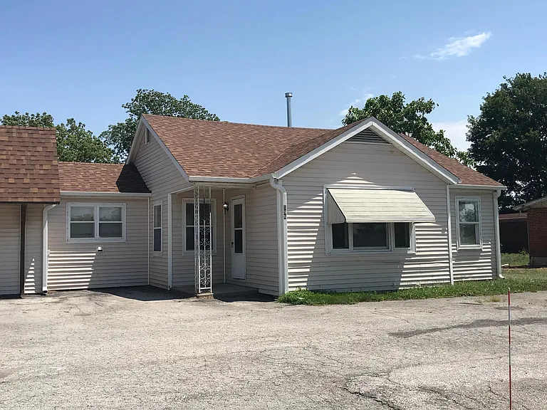 196 Highway 5 — Photo 1