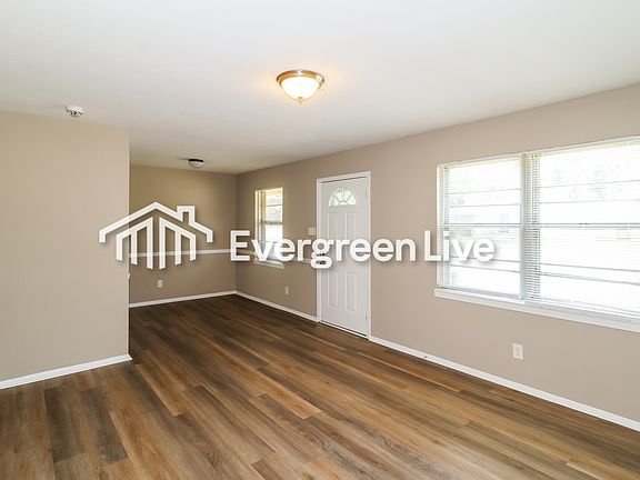 3rd image of 3292 McKell Dr