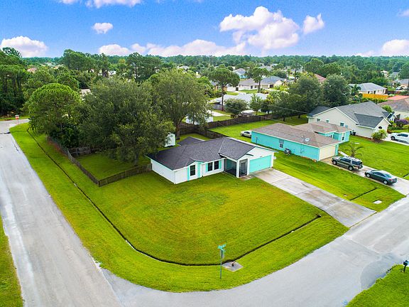 3rd image of 1691 SW Malmo Rd