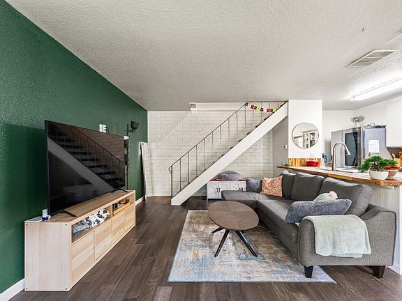 5th image of 5079 Rhode Island Drive #2