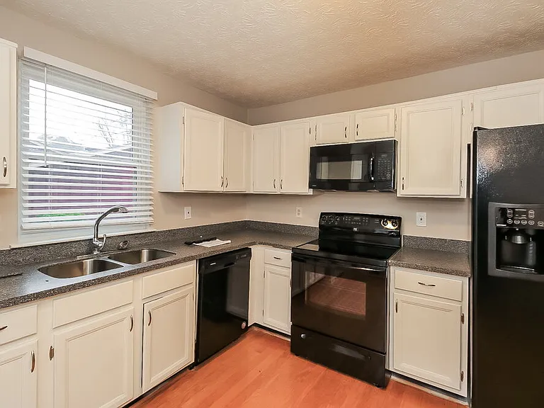 162 Blue Heron Dr — Photo 9