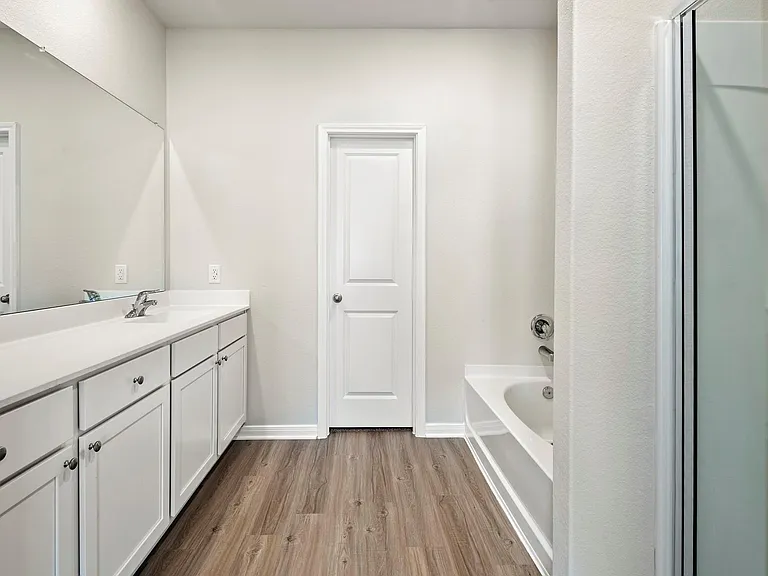 15646 Honey Cove Dr — Photo 6
