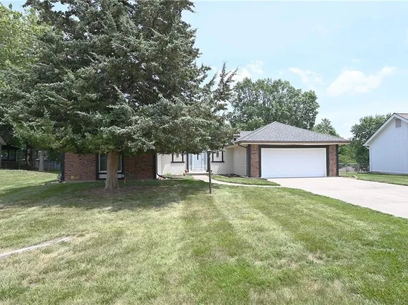 1000 NE 96th Ter, Kansas City, MO 64155