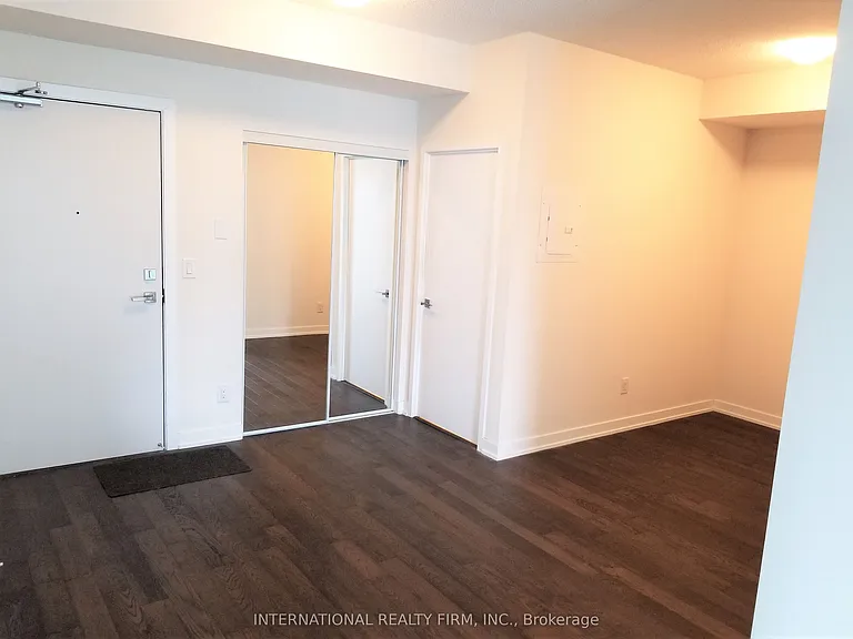 510 Curran Pl #2206 — Photo 3