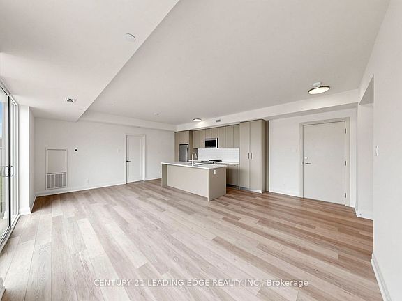 4th image of 101 Cathedral High St #Penthouse 6