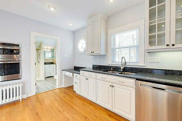 62 Roseneath Ave — Photo 11