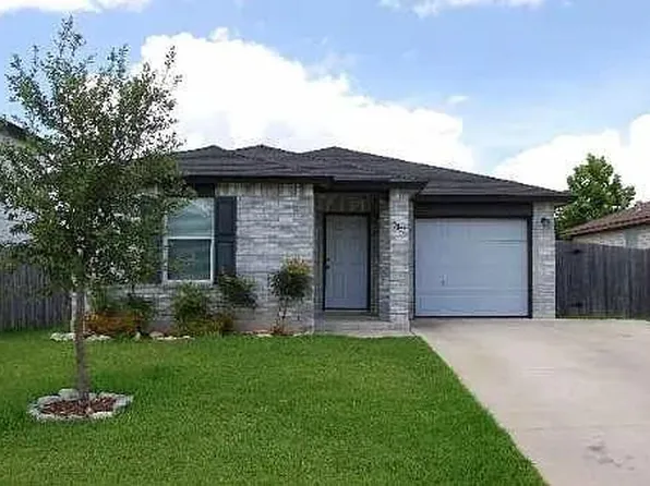 3851 Cherokee Blvd, New Braunfels, TX 78132