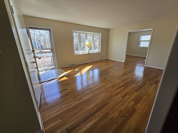 4th image of 20716 Vernetta Ln