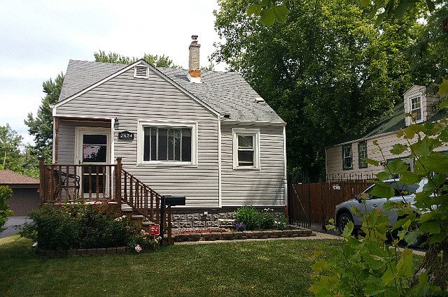 1st image of 2624 W 90th Pl