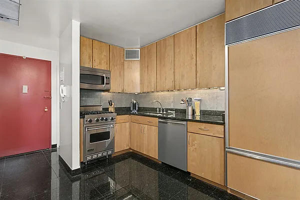 Rented by Corcoran | media 13