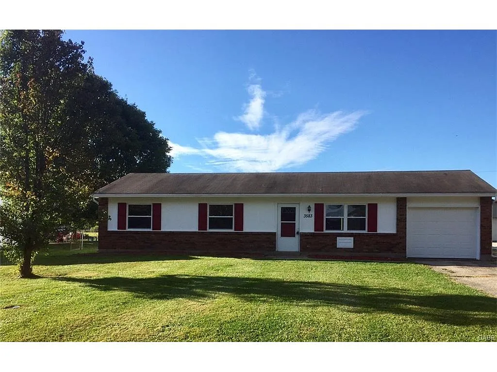 3583 N Lake Shore Dr photo 1