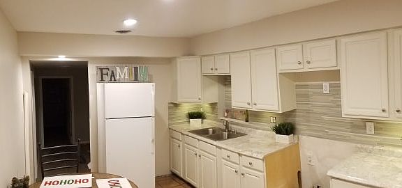 4th image of 3826 W 39th Ave