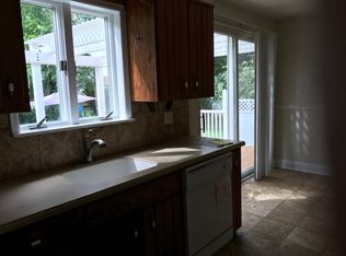 186 Wilbur Blvd, Poughkeepsie, NY 12603