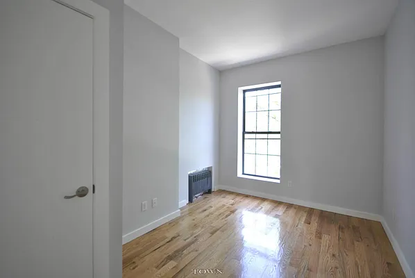 Rented by Town Residential | media 19