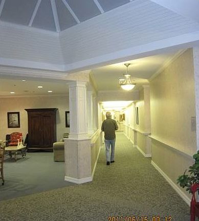 5th image of 1801 Forest Hills Blvd #103