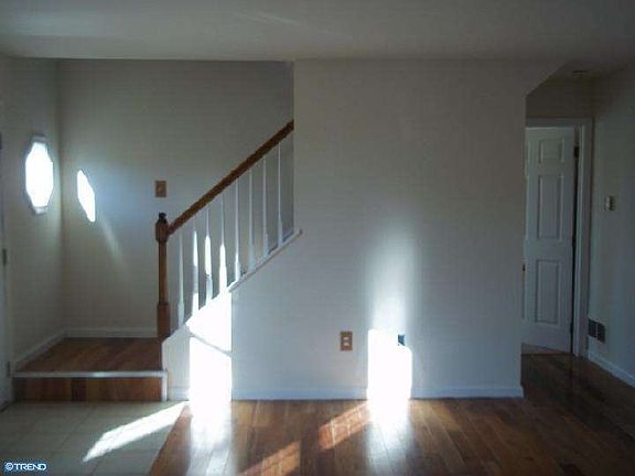 3rd image of 502 Janvier Dr