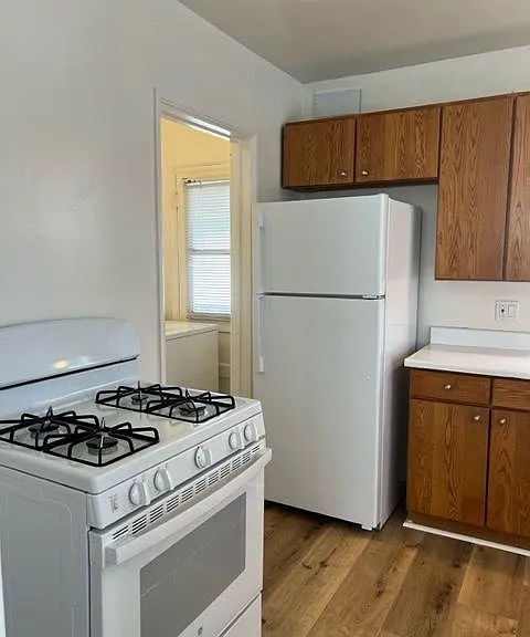 4415 1/2 Woodman Ave #4415-1/2 — Photo 12