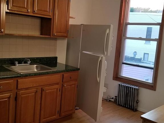4th image of 63 Norman Ave APT 3