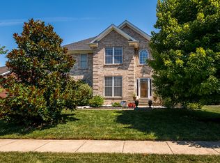 13600 Forest Bend Cir, Louisville, KY 40245