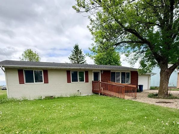 207 N Main St, Minneota, MN 56264