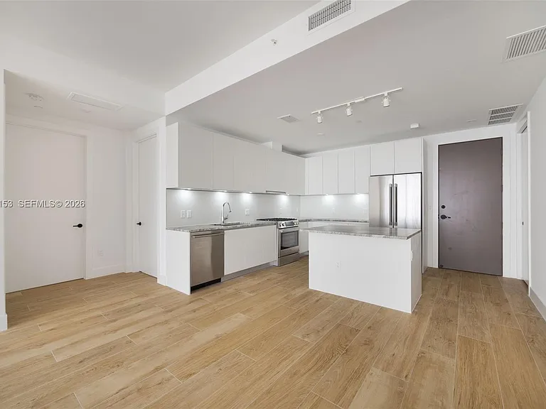 3034 Oak Ave #208 — Photo 58