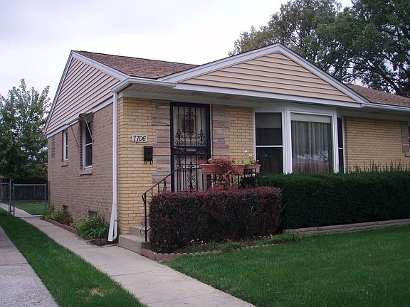 3rd image of 7706 Crawford Ave