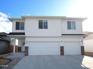 5969 Lou Ann St, Grand Forks, ND 58201