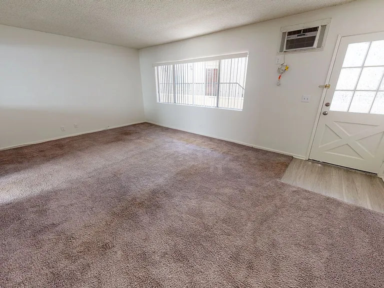 2266 Del Mar — Photo 5