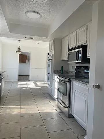 617 Meursault Dr — Photo 8