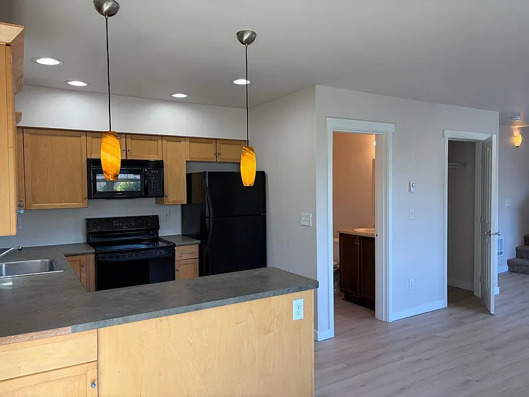5739 Fallbrook Ln — Photo 5