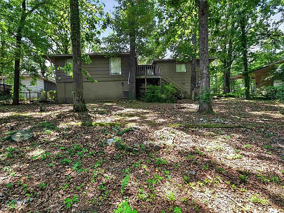 5th image of 18 Westmont Cir