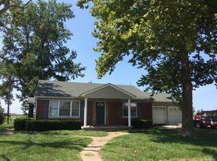 1005 Franklin St, Pocahontas, IL 62275