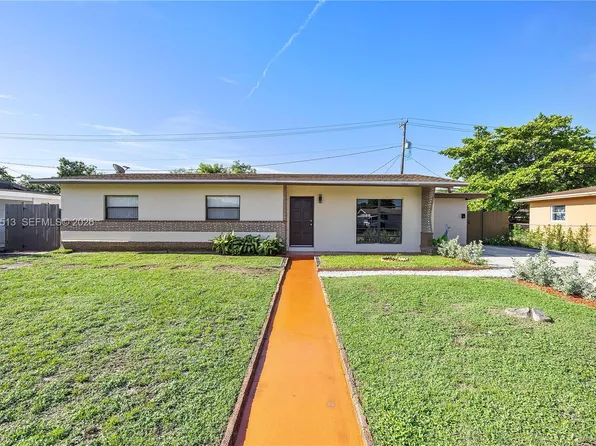 3840 NW 176th St, Miami Gardens, FL 33055