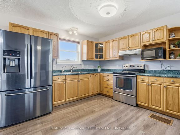 5th image of 656 IA Cooper Rd