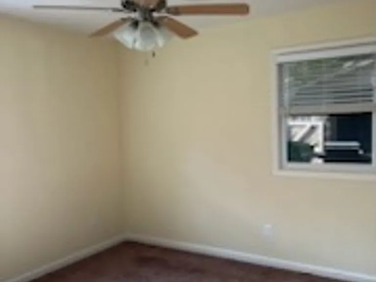 6227 Williamsburg Dr — Photo 2