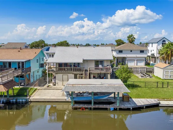 1097 Redfish St, Bayou Vista, TX 77563
