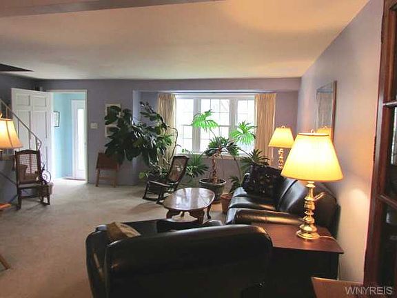 3rd image of 488 Voorhees Ave