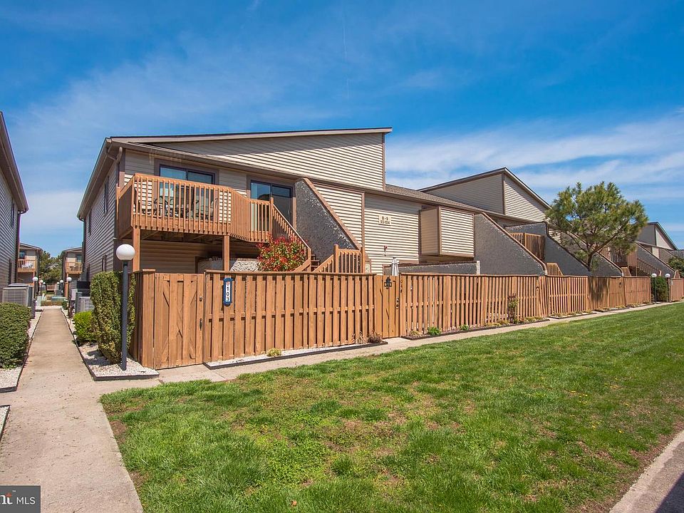 1st image of 105 120th St #10399