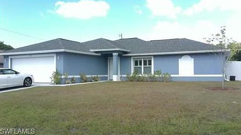 1st image of 1445 SE 12th St