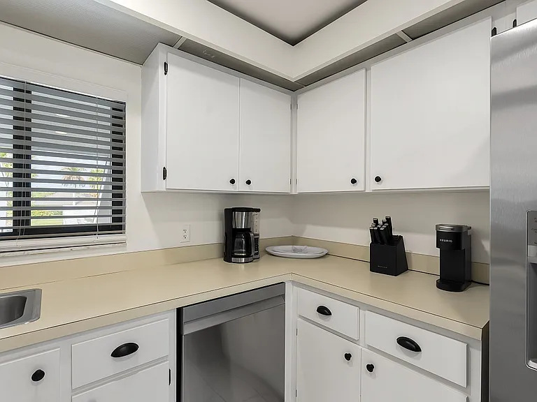 2155 Galleon Dr #E4 — Photo 15