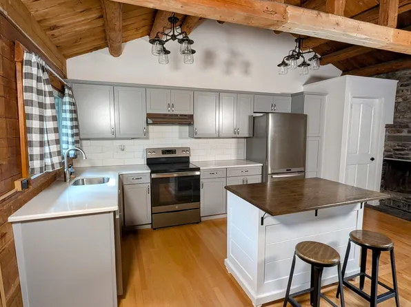 384 Goose Ln #2, Tolland, CT 06084