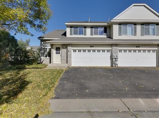 1330 Chamber Oaks Dr, Minneapolis, MN 55432