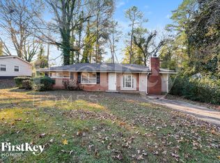 3425 Pinehill Dr, Decatur, GA 30032