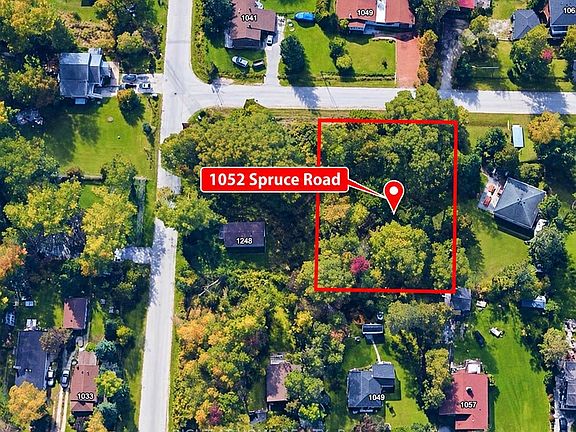 2nd image of 1052 Spruce Rd