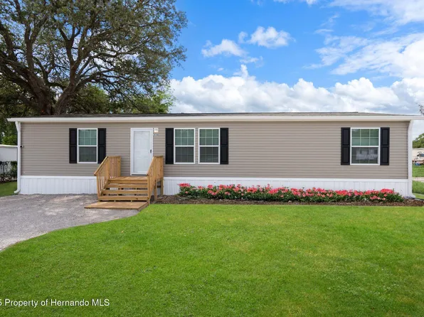 16104 Naples St, Spring Hill, FL 34604