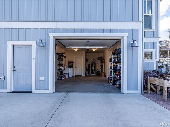 5th image of 106 Porcupine Ln