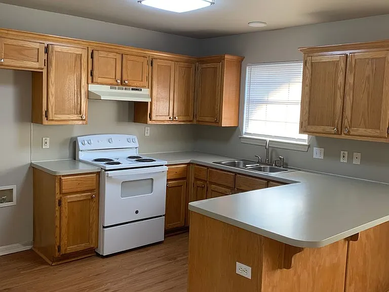 108 Choctaw Ct — Photo 2