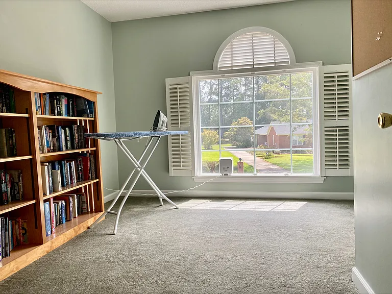 Additional Bedroom, Bonus Space, or Office